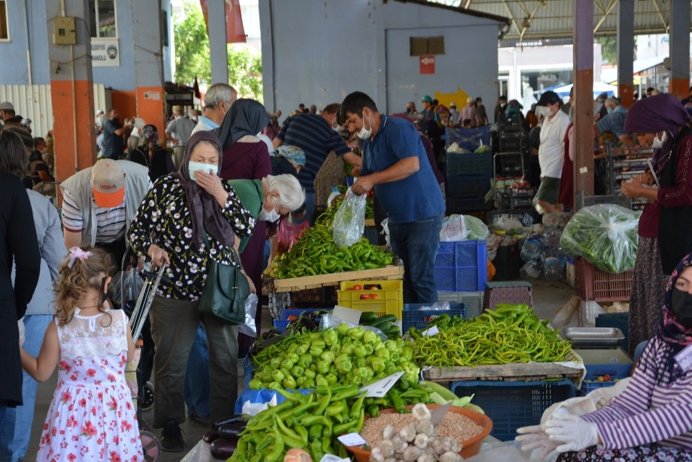 Üretici Köylü Pazarı yoğun ilgi görüyor Antalya Haberleri