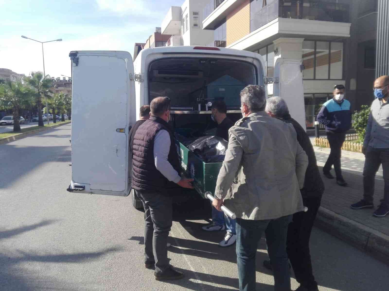 Kaldığı otel odasında ölü bulundu Antalya Haberleri