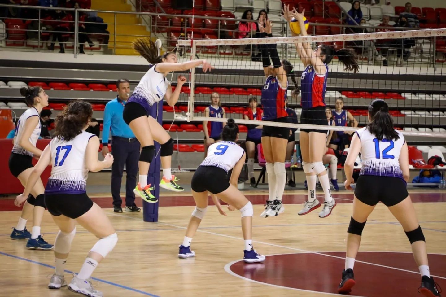 Voleybol Yar Final M Sabakalar Sona Erdi Sivas Haberleri