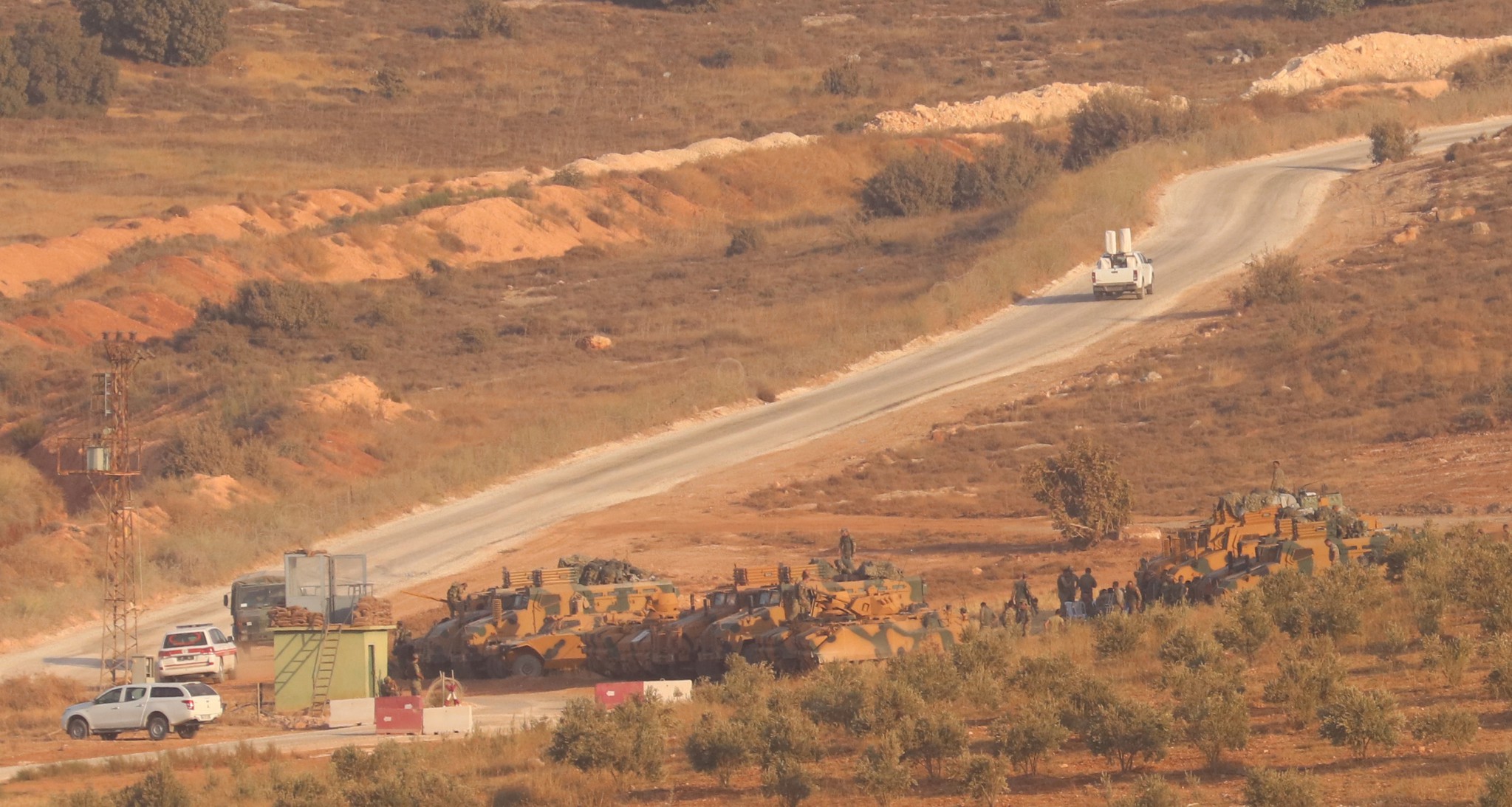 Suriye sınırında askeri hareketlilik!