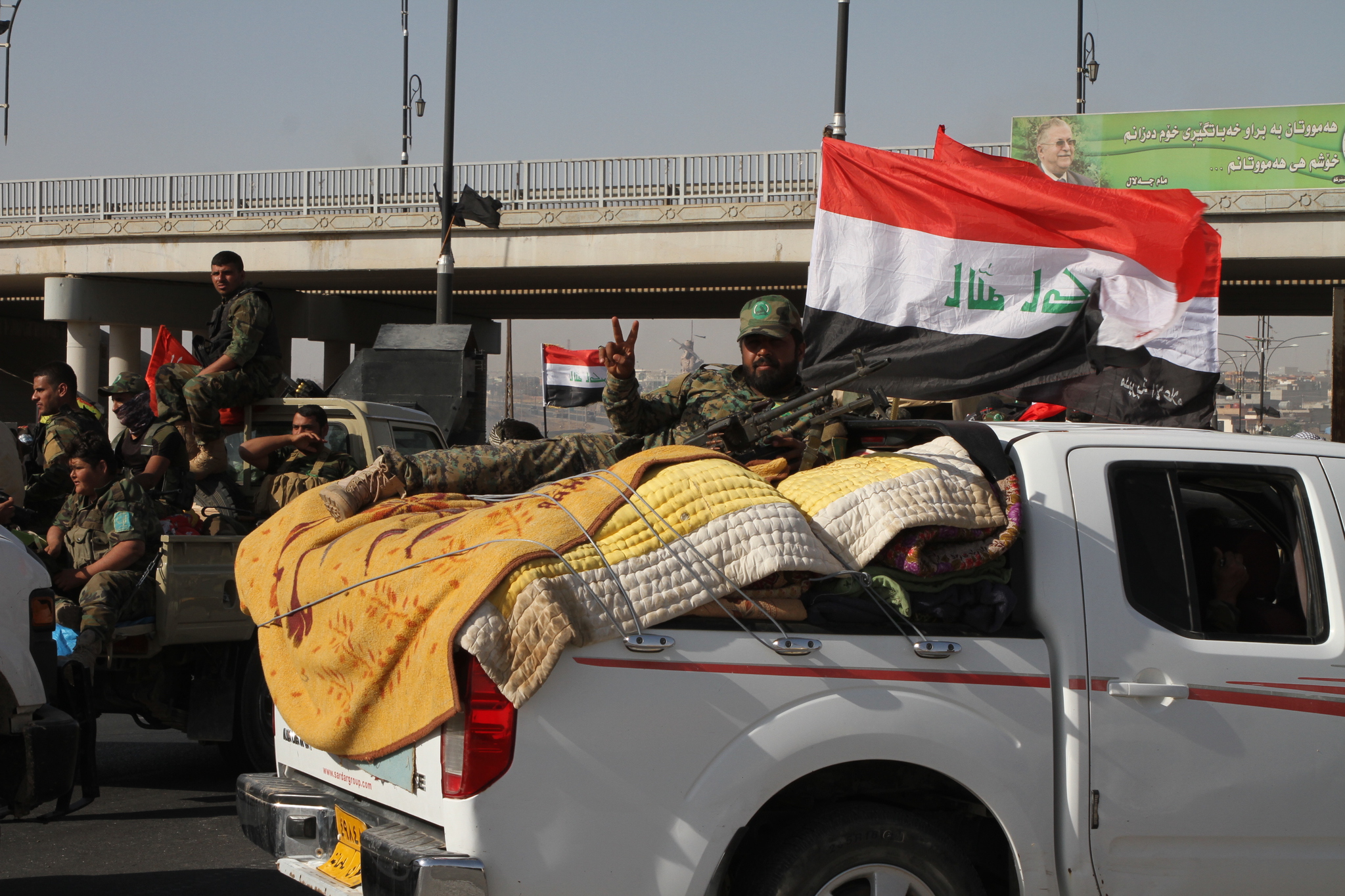 Bir günlük savaşın mağlubu Barzani oldu! İşte geri alınan Kerkük’ten kareler