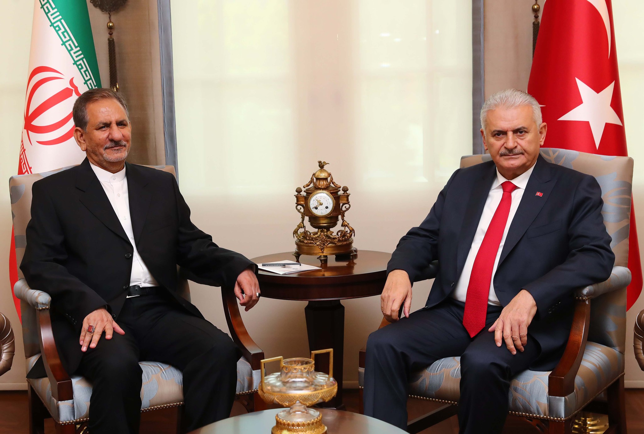 Başbakan Binali Yıldırım ve İshak Cihangiri’den ortak açıklama
