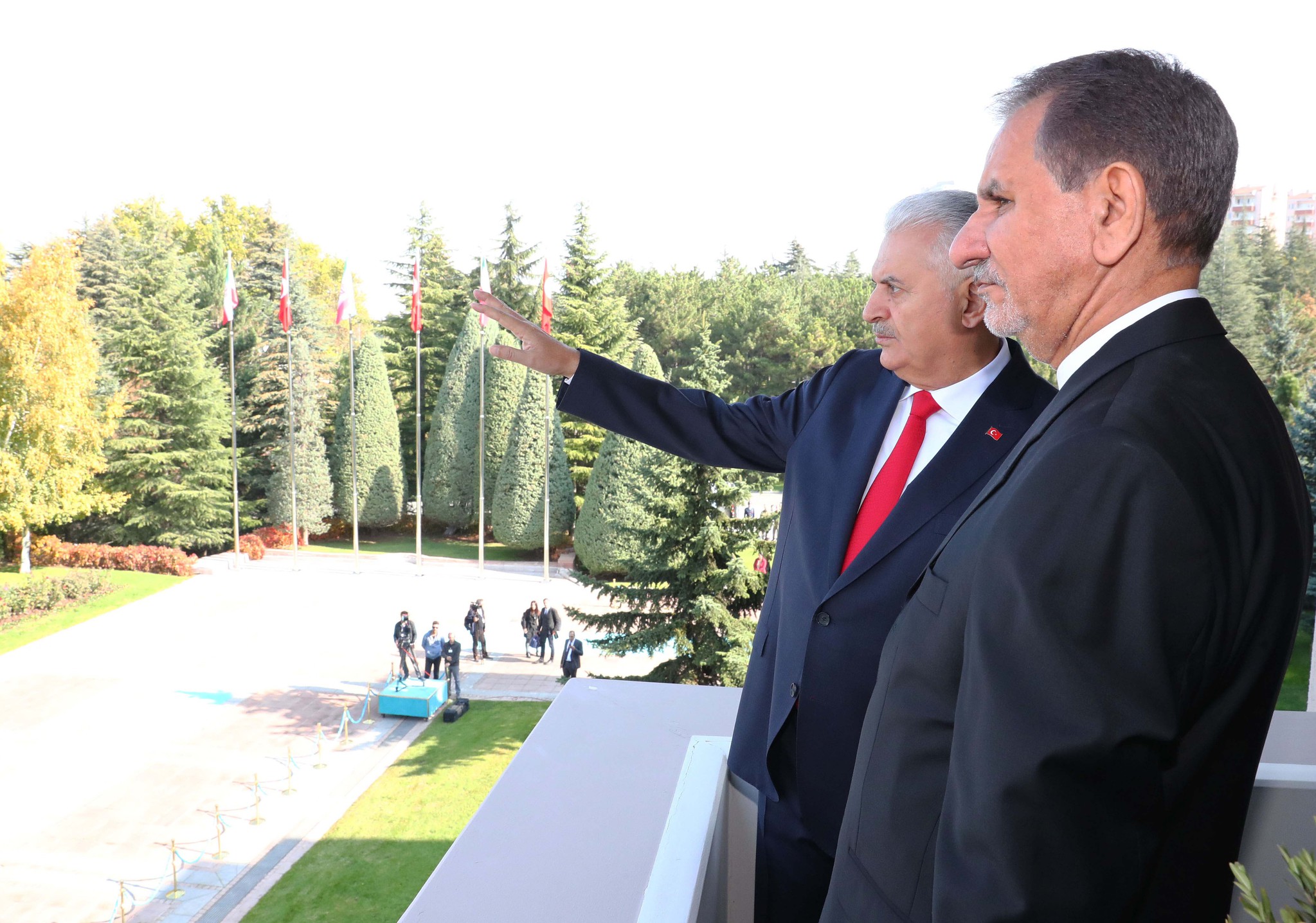 Başbakan Binali Yıldırım ve İshak Cihangiri’den ortak açıklama