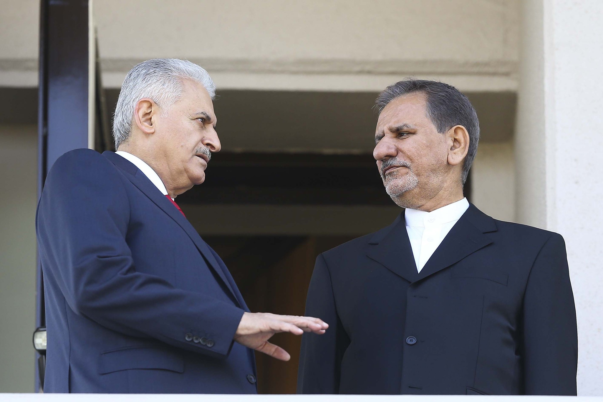 Başbakan Binali Yıldırım ve İshak Cihangiri’den ortak açıklama