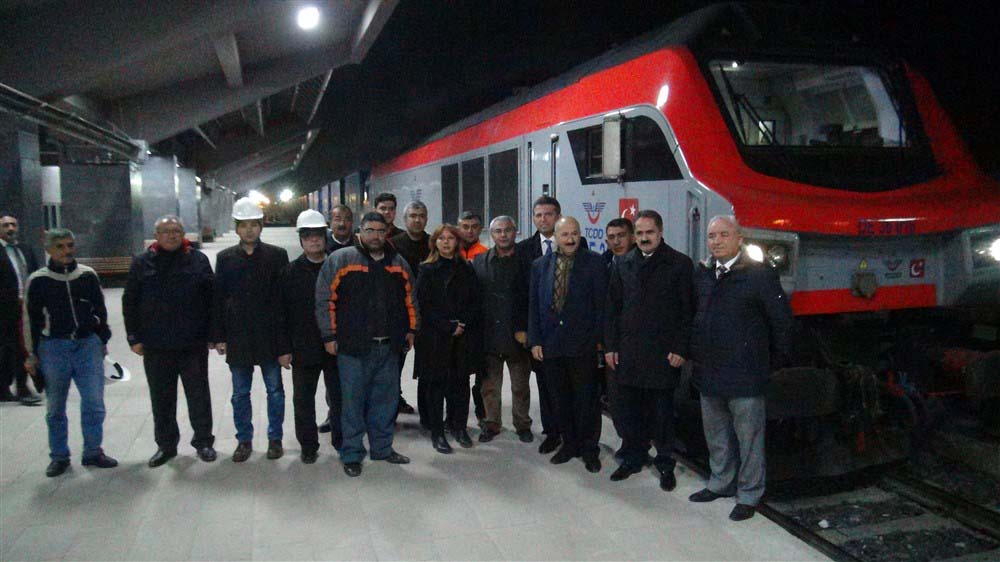 Son dakika haberi: Bakü-Tiflis-Kars Demiryolu’nda ilk tren, Kars’a geldi