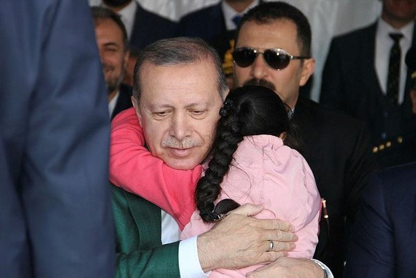 Cumhurbaşkanı Erdoğan ile hayata sarıldı