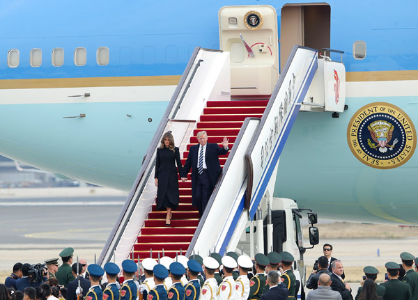 Uçak inmeden mesaj geldi! Dünya devlerinin Kuzey Kore savaşı...