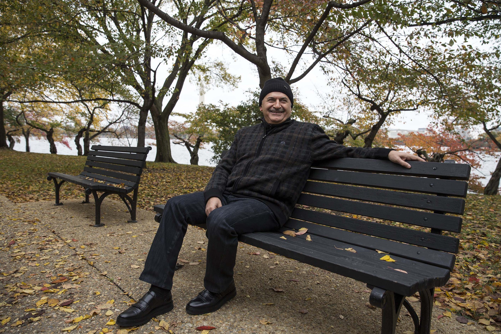 Başbakan Yıldırım ABD’de gazetecilerle sabah yürüyüşüne çıktı