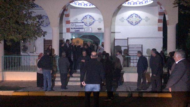 PKK’lı Hülya Eroğlu’nun cenazesine HDP’li vekiller de katıldı