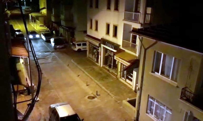 Gece yarısı korkutan deprem