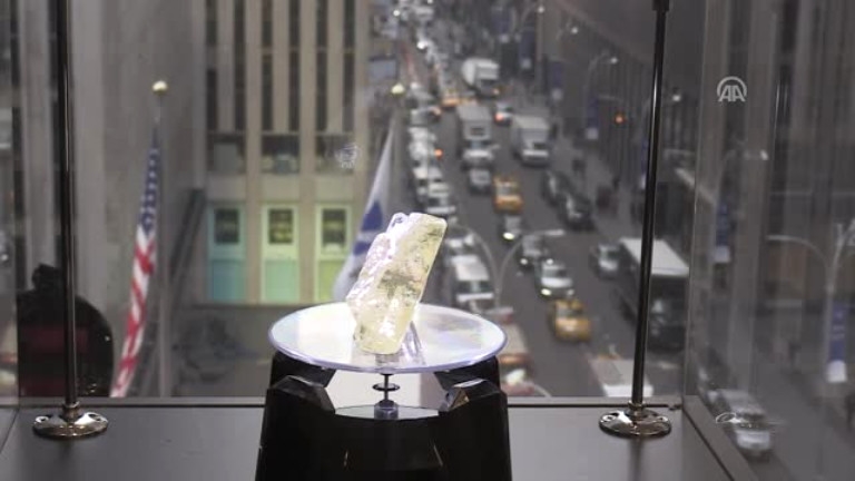 ’Barış Elması’ 6.5 milyon dolara satıldı