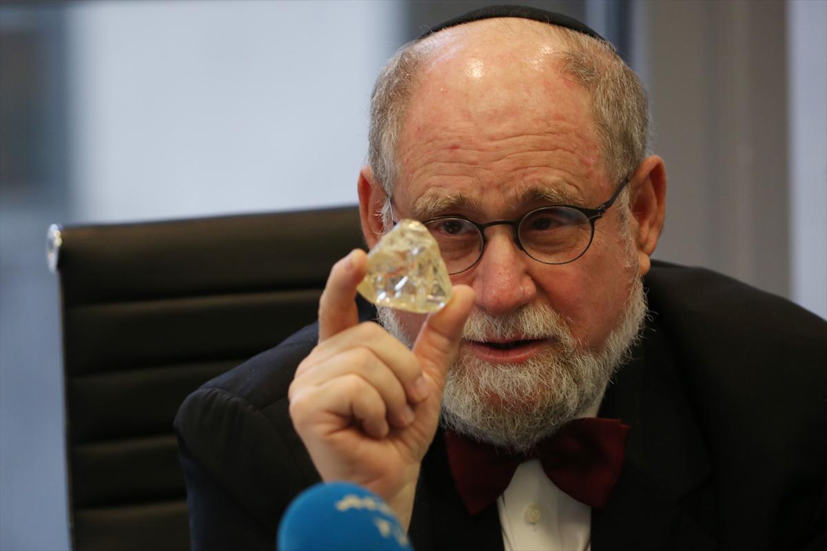 ’Barış Elması’ 6.5 milyon dolara satıldı