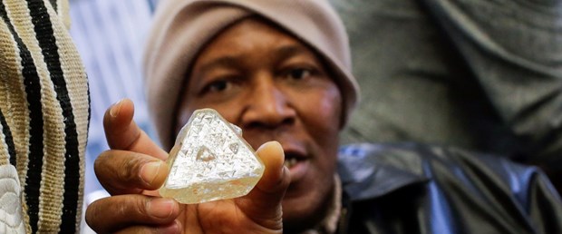 ’Barış Elması’ 6.5 milyon dolara satıldı