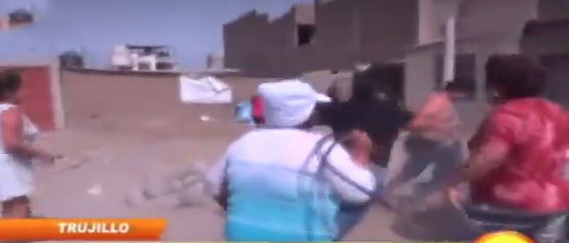 Küçük kıza tecavüze kalkıştı, linç edildi!