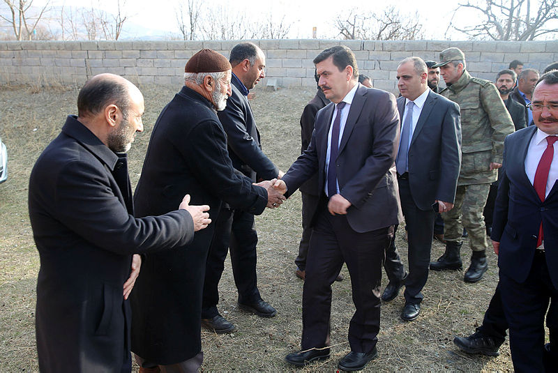Ankara’da şehit düşen polisin Erzincan’daki baba evine ateş düştü