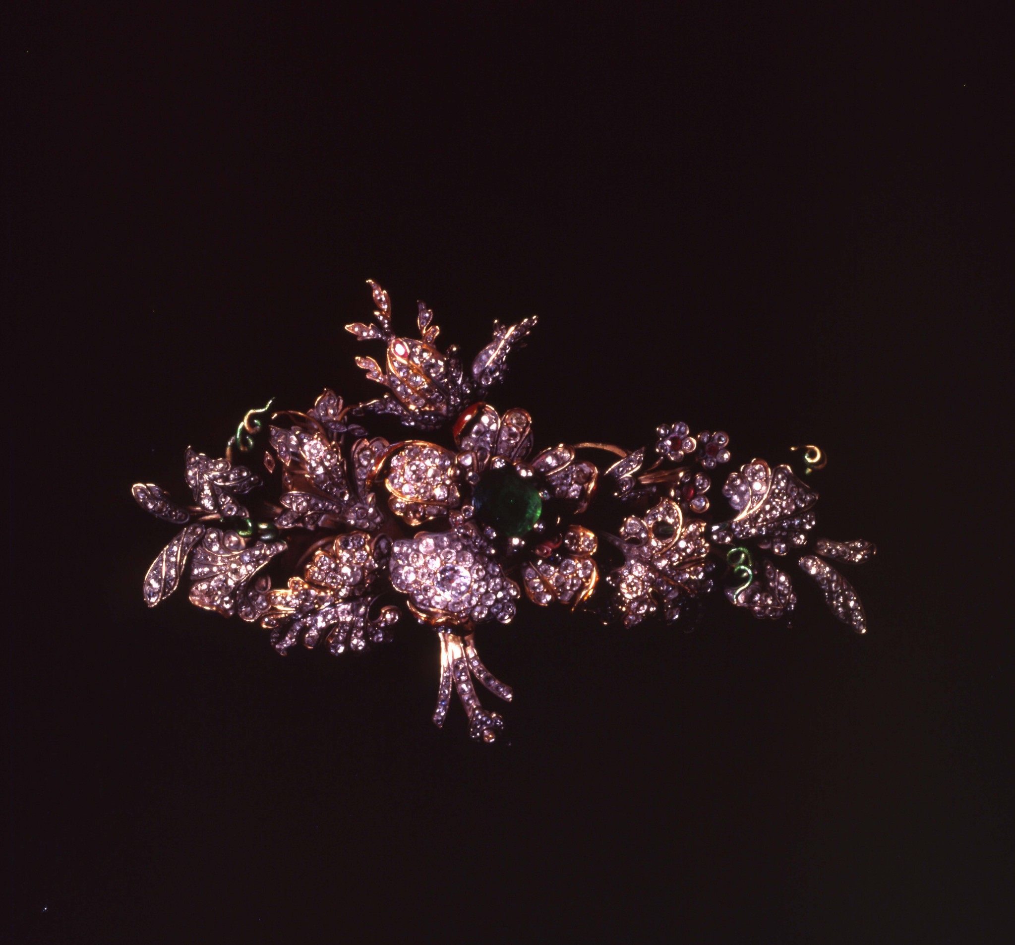 İşte Fahreddin Paşa’nın getirdiği kutsal emanetler