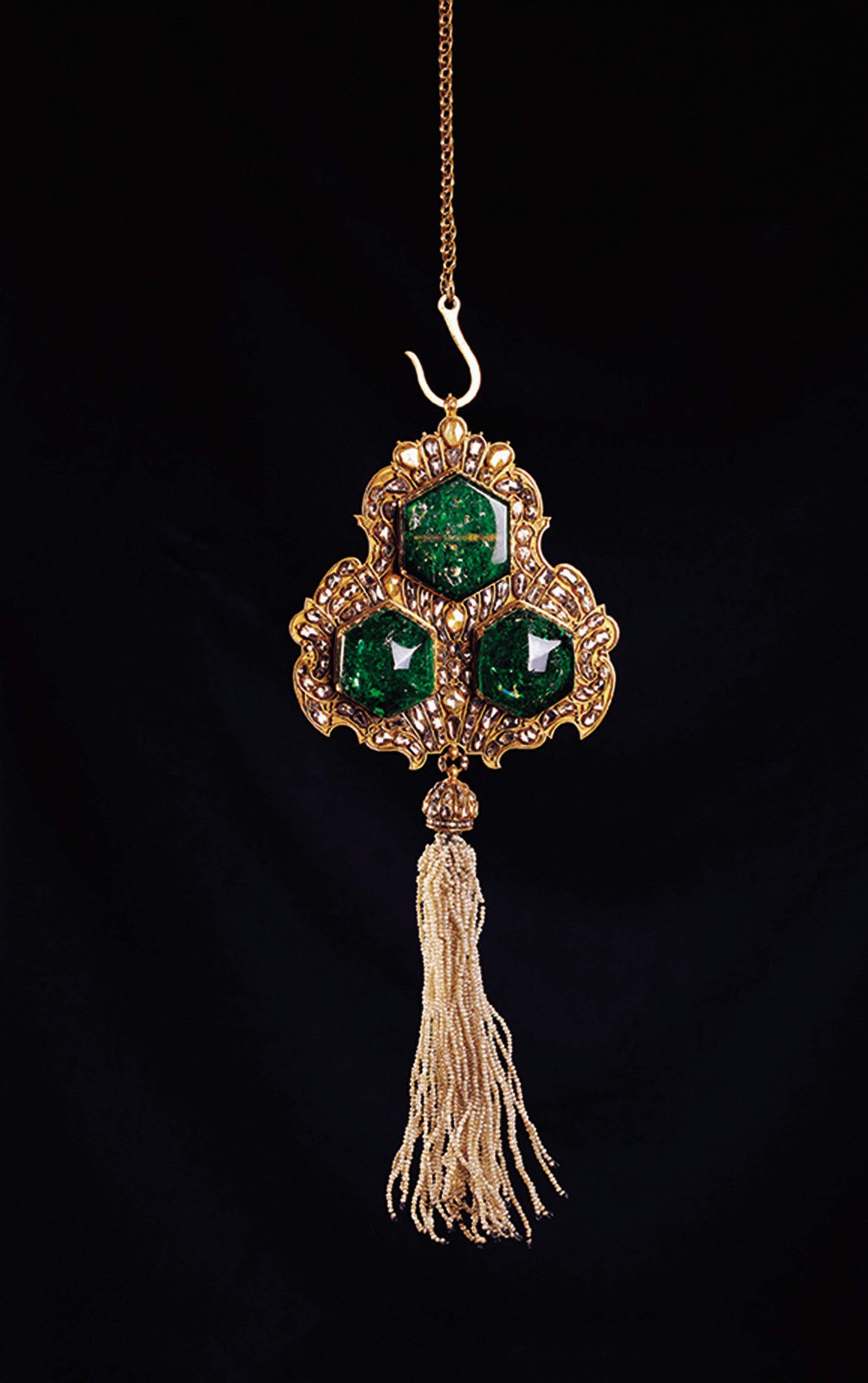 İşte Fahreddin Paşa’nın getirdiği kutsal emanetler