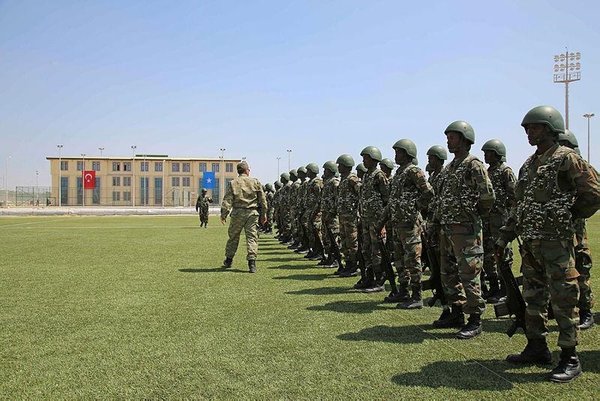 Mogadişu’daki Türk askeri eğitim merkezi ilk mezunlarını verdi!