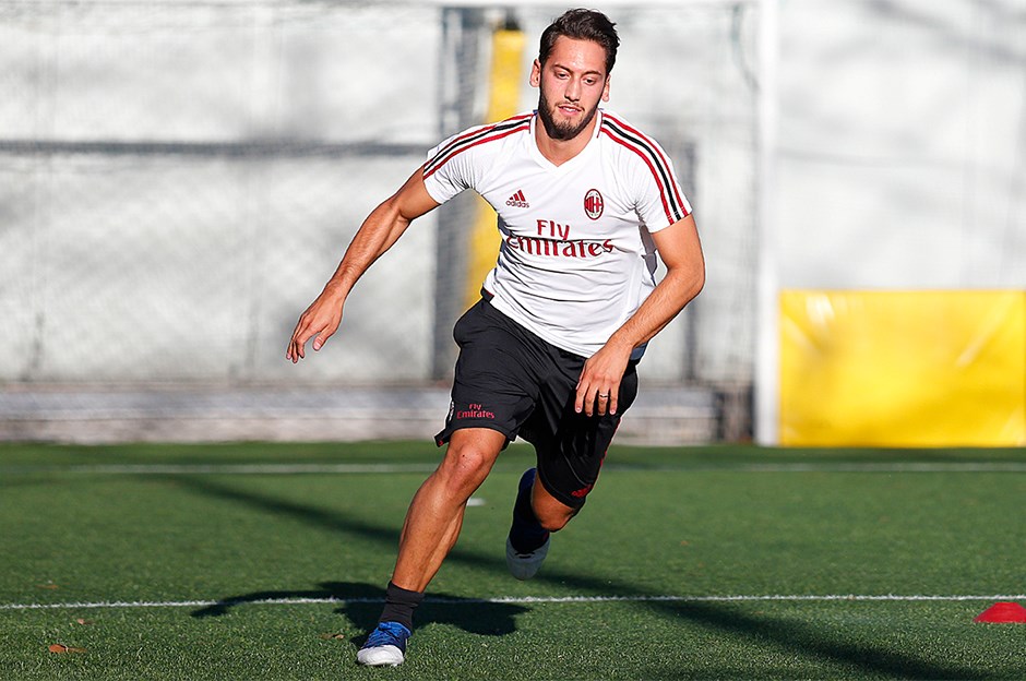 Fenerbahçe ve Galatasaray, Hakan Çalhanoğlu’nun peşinde!