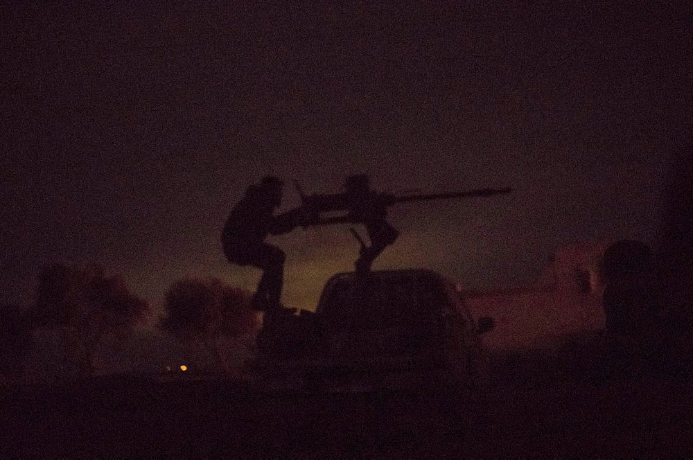 Son dakika: Afrin sınırındaki Azez’de ÖSO’nun eli tetikte