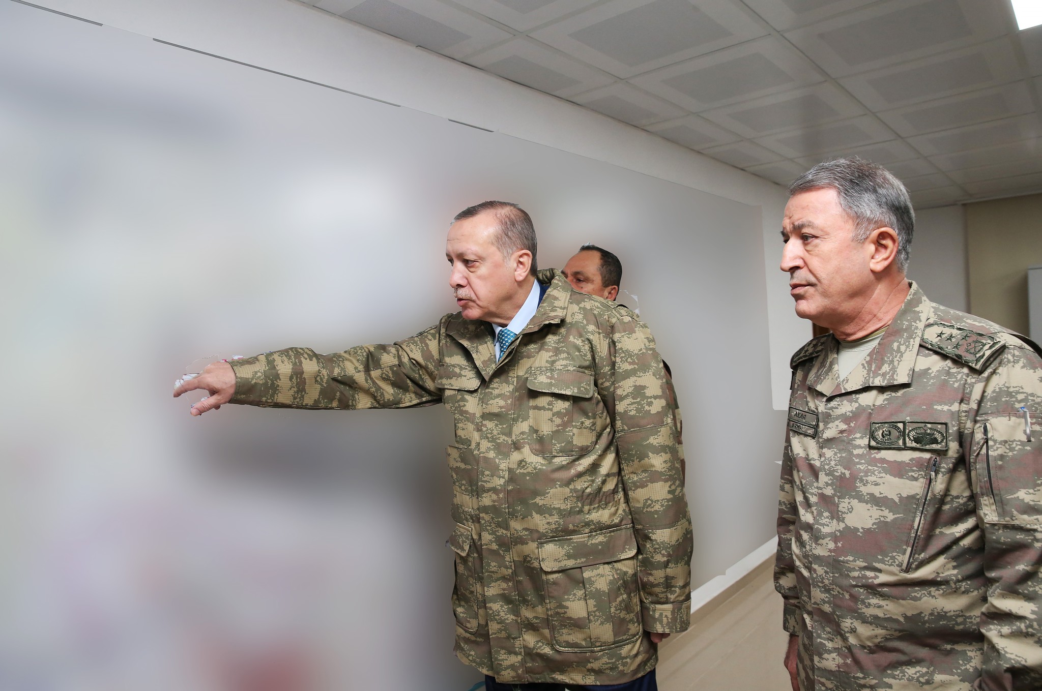 Cumhurbaşkanı Erdoğan’ın sınır bölgesindeki incelemelerinden flaş kareler