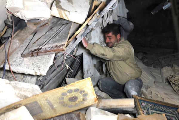 Fotoğraflar dün gece çekildi! Dünyayı ayağa kaldıran görüntüler...