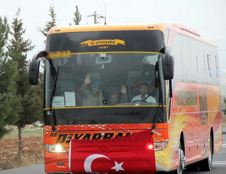 Son Dakika Haberi: Düğüne gider gibi Afrin’e gittiler