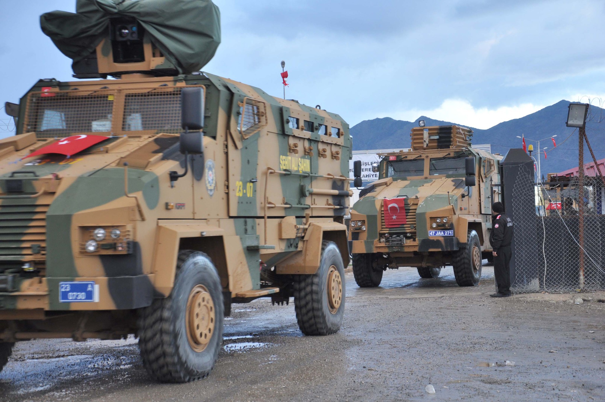 Afrin’de son dakika gelişmesi... Özel Timler Afrin’e girdi