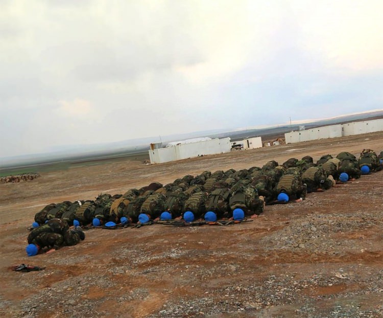 Türkmen komandolar Afrin’de