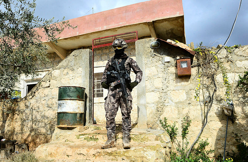 Son Dakika Haberi: JÖH ve PÖH’ler Afrin görevinde... Çarpıcı görüntüler geliyor....