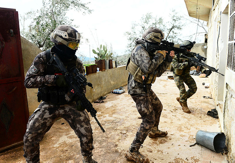 Son Dakika Haberi: JÖH ve PÖH’ler Afrin görevinde... Çarpıcı görüntüler geliyor....