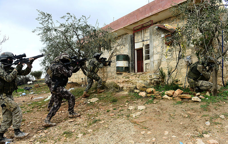 Son Dakika Haberi: JÖH ve PÖH’ler Afrin görevinde... Çarpıcı görüntüler geliyor....