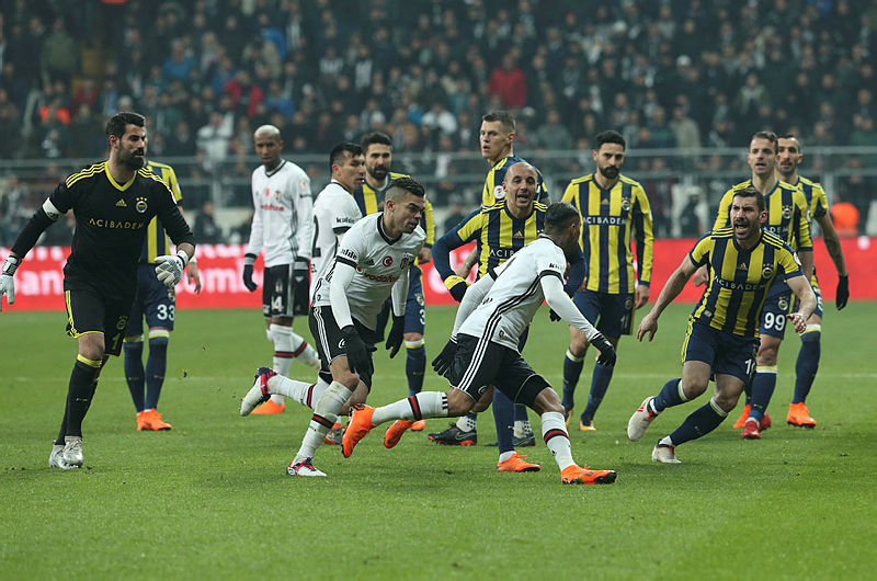 Fenerbahçe maçında Quaresma ayrıntısı: Soyunma odasında...