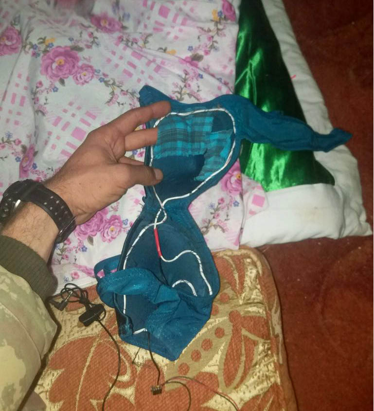 Afrin’de teröristlerin sütyen tuzağı