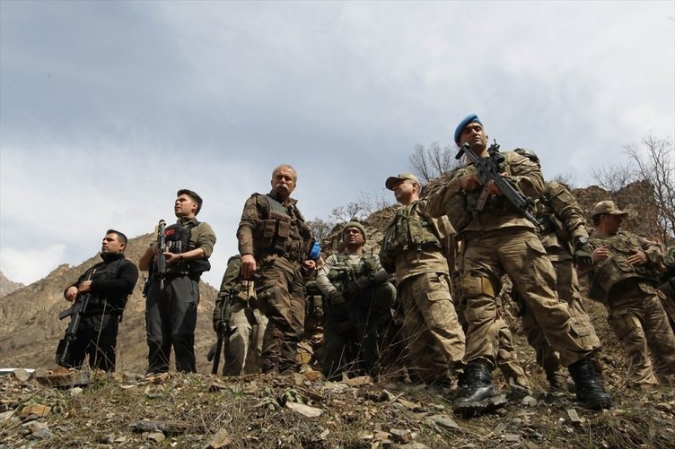 Mehmetçik hazır! PKK’ya Irak’ta üçlü operasyon geliyor