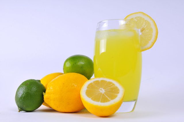 Güne limonlu suyla başlamanın vücuda inanılmaz etkisi!
