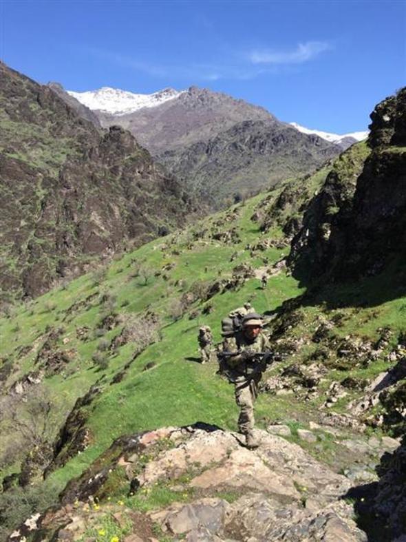 Son Dakika: Kuzey Irak’taki operasyondan çok çarpıcı kareler!