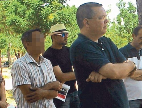 Diriliş Kilisesi papazı Brunson’un manevi oğlu İzmir’de Kürt kökenli vatandaşları Hristiyanlaştırmak istemiş