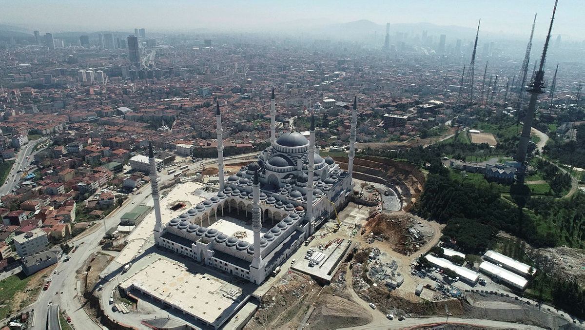 Çamlıca Camii inşasının sonuna gelindi