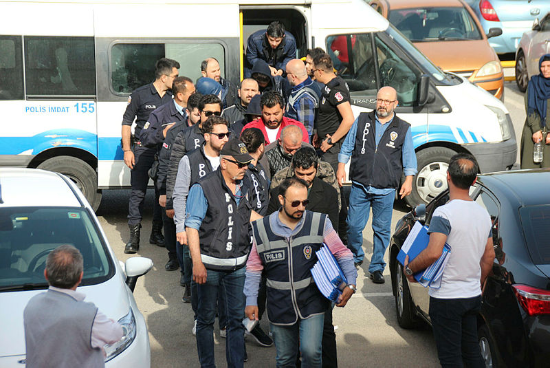 Yunan adalarına kaçma hazırlığında olan FETÖ’cülere şok baskın!