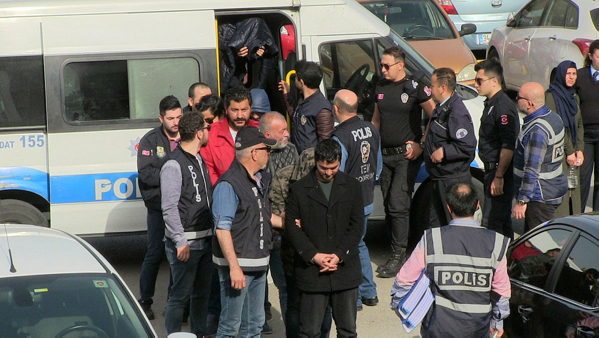 Yunan adalarına kaçma hazırlığında olan FETÖ’cülere şok baskın!