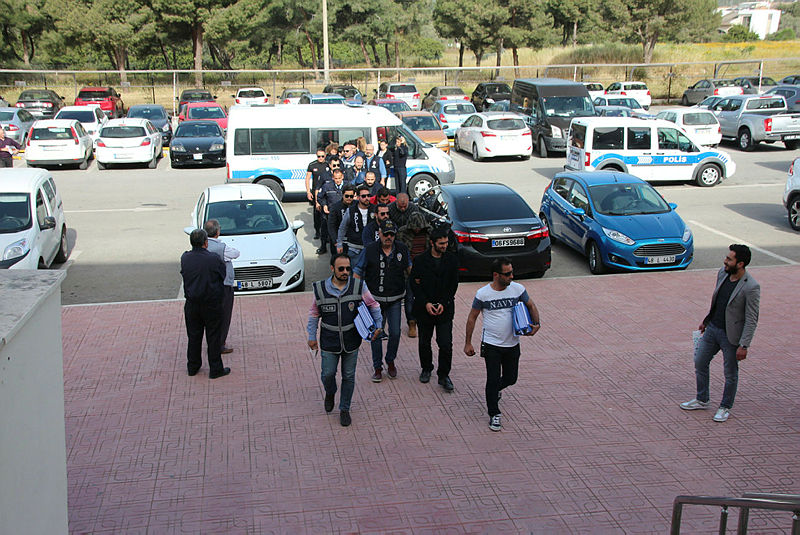 Yunan adalarına kaçma hazırlığında olan FETÖ’cülere şok baskın!