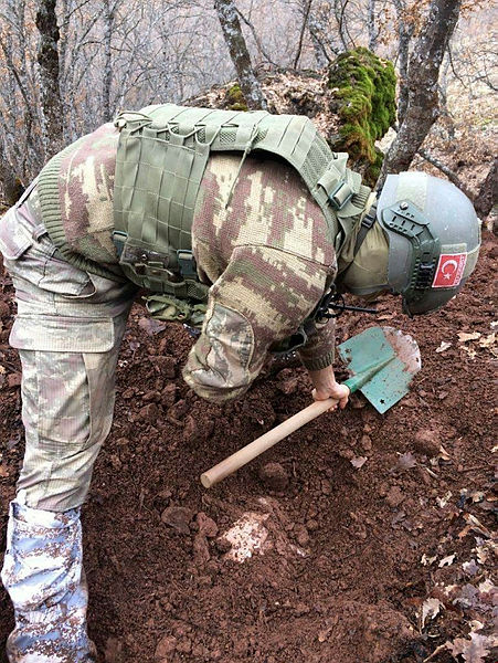 Tunceli’de 84 sığınak imha edildi, 17 terörist öldürüldü