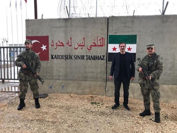 Oyuncu Ufuk Özkan’dan asker ve polislere moral ziyareti