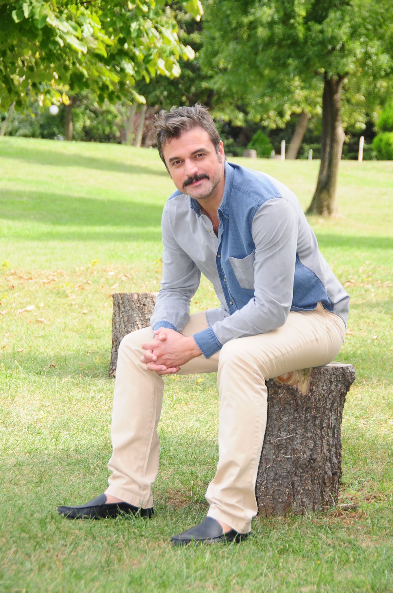 Oyuncu Ufuk Özkan’dan asker ve polislere moral ziyareti