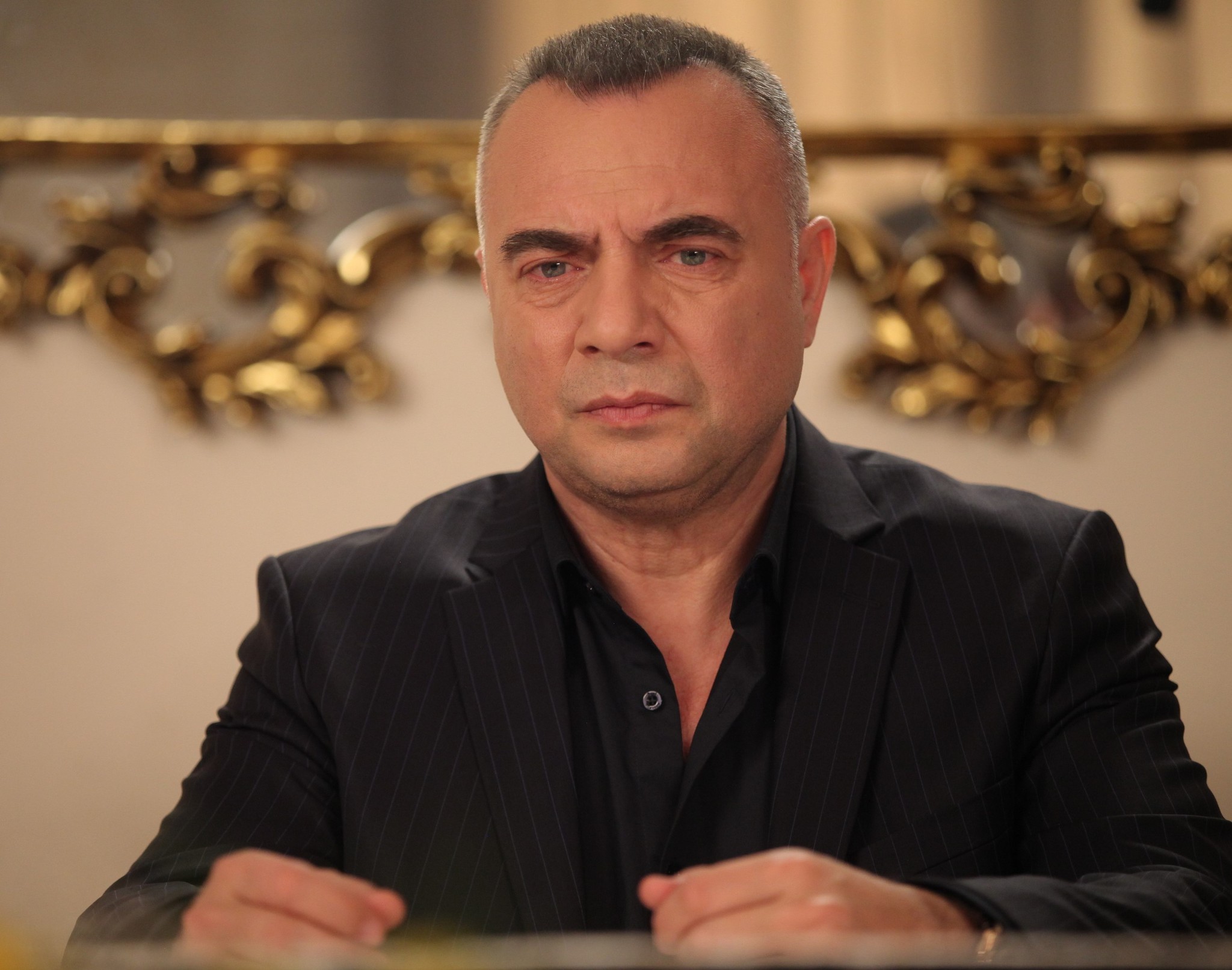 Eşkıya Dünyaya Hükümdar Olmaz 99. bölüm fotoğrafları! İşte yeni bölümden detaylar