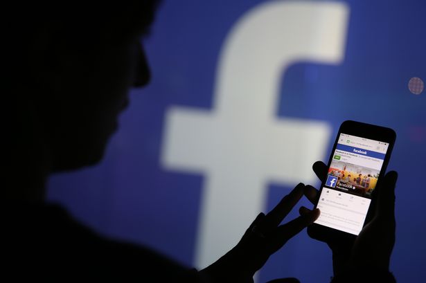 Facebook, 87 milyon kullanıcı verisini toplayan uygulamayı üstün körü onaylamış