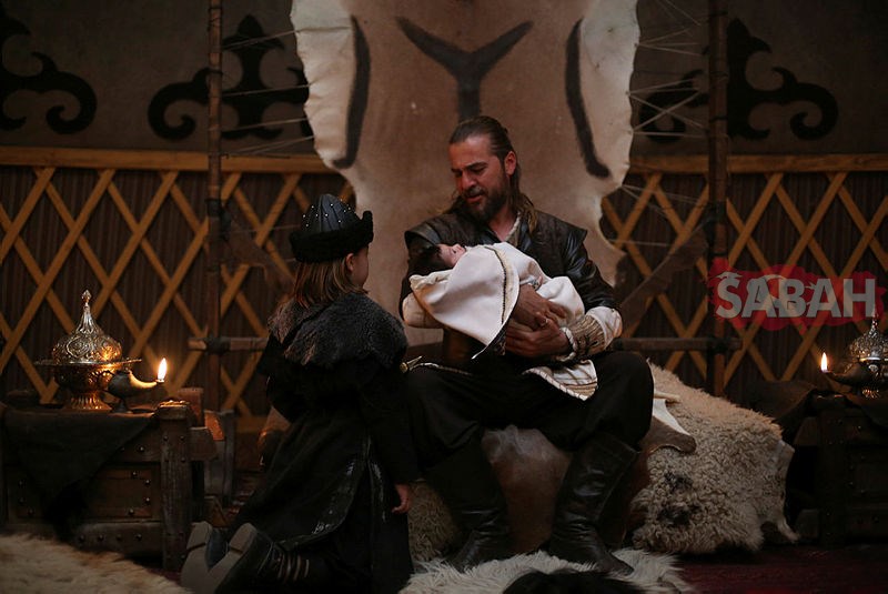 Diriliş Ertuğrul’da, Ertuğrul’un eşi Halime Hatun Nasıl Öldü? Halime Hatun’un yerine Diriliş’in yeni başrol oyuncusu belli oldu? İşte Diriliş’in 117. Bölüm detayları