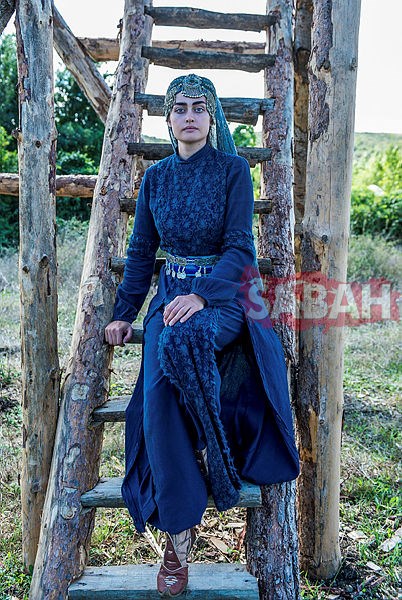 Diriliş Ertuğrul’da, Ertuğrul’un eşi Halime Hatun Nasıl Öldü? Halime Hatun’un yerine Diriliş’in yeni başrol oyuncusu belli oldu? İşte Diriliş’in 117. Bölüm detayları