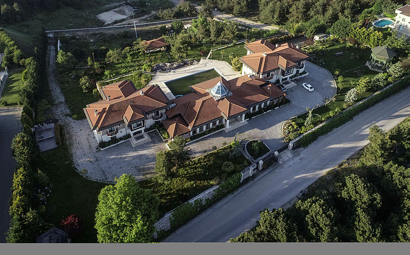 FETÖ’nün Bursa’daki malikanesi için müsadere davası açıldı